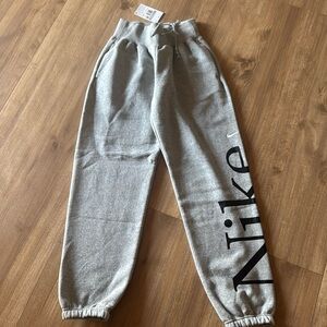 Nwt Oversized joggers